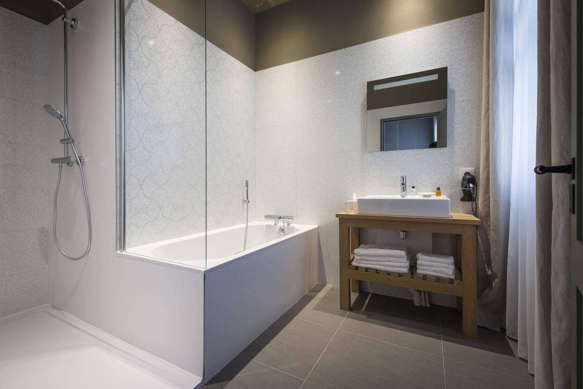Le Clos D'Emile Bed & Breakfast Bordeaux Bagian luar foto