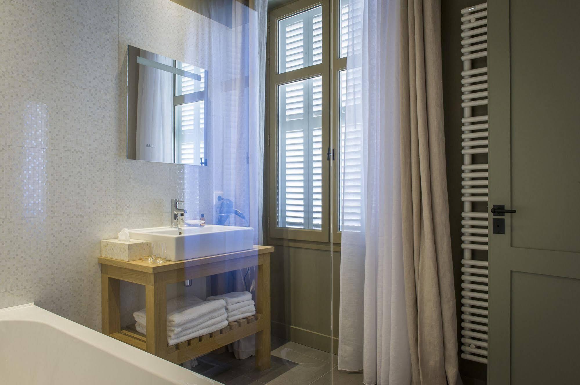 Le Clos D'Emile Bed & Breakfast Bordeaux Bagian luar foto